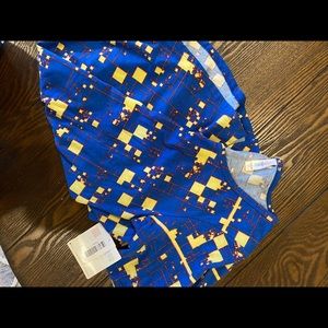 LuLaRoe Perfect T